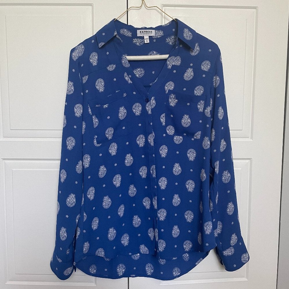Express Portofino Blue Paisley Top